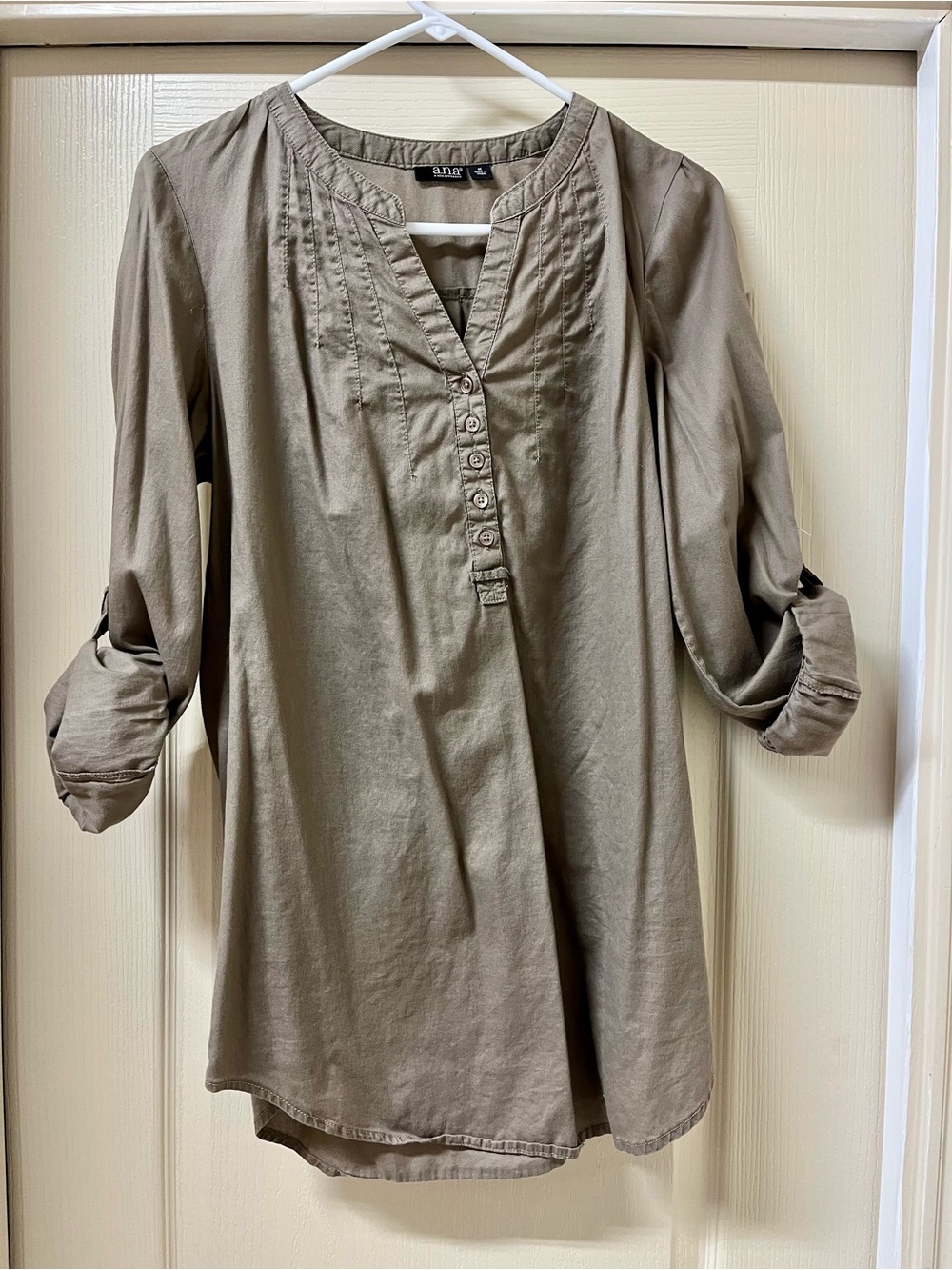 a.n.a Taupe Pintuck Henley Tunic